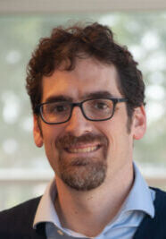 Alan Bowling headshot (2019)